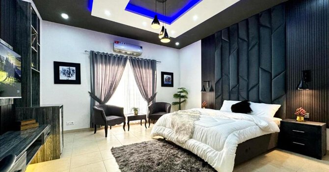 Grand Berkshire Signature Hotel