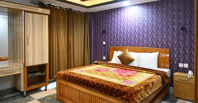 Mir Continental Hotel