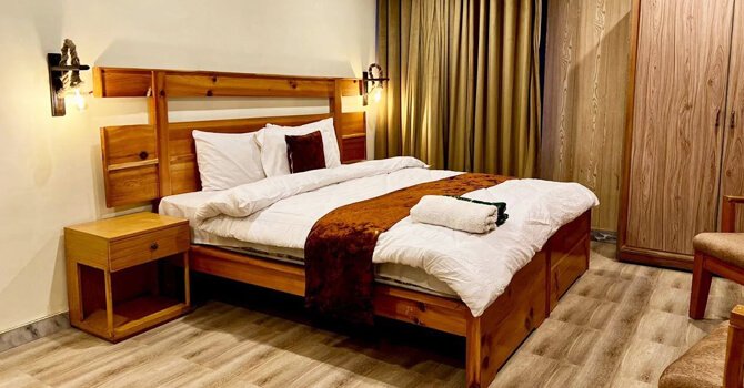 State Continental Heaven's Peak Resort Pir Chinasi