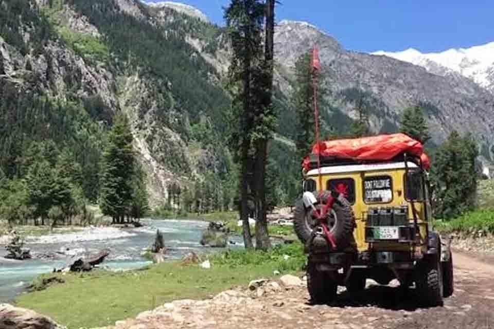 4x4 jeep track beyond Thal village into Kumrat Valley